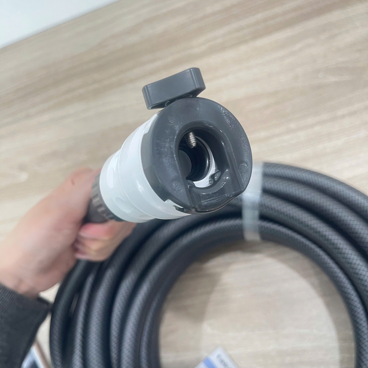 Bộ vòi tưới vườn 10m Takagi Nhật Bản phi 12mm QG1002CG