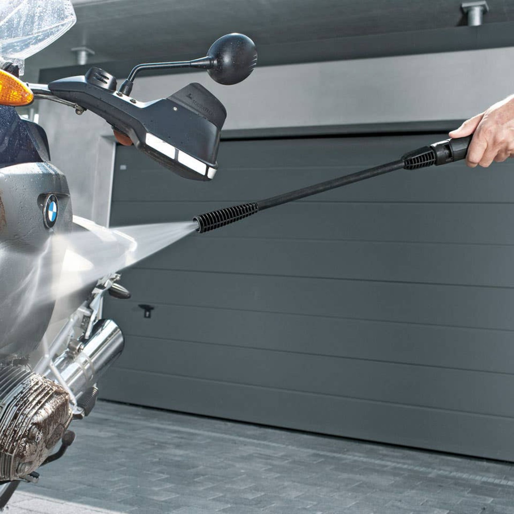 Máy rửa xe mini gia đình Karcher K2 Winner - 1 599-202 2