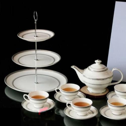 Kệ bánh hoàng gia viền bạc Imperial thiết kế đậm nét châu Âu