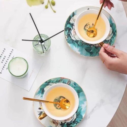 BỘ ẤM CHÉN SỨ CAO CẤP HOA VĂN CHIM - HOA NGHỆ THUẬT