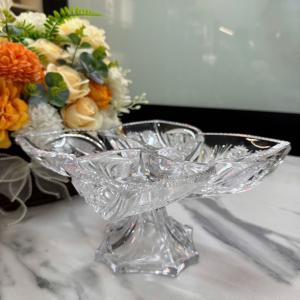 Khay Mứt Pha Lê Bohemia 4 Cánh Hoa DK 35cm – Đa Năng, Tiện Lợi & Bừng Sáng Mọi Bàn Tiệc
