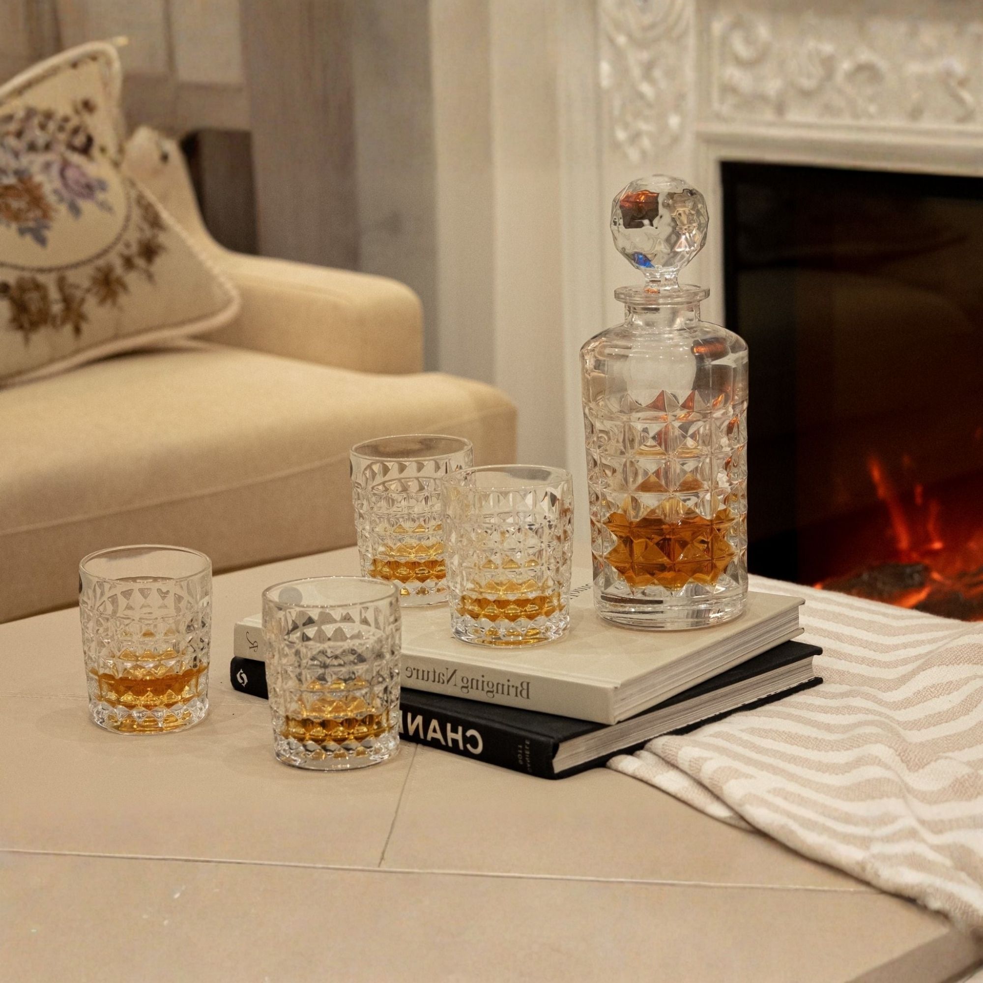 Bộ bình rượu Bohemia Diamond (Dòng kim cương- Đỉnh cao của pha lê cao cấp)