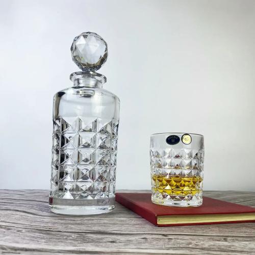 Bộ bình rượu Bohemia Diamond (Dòng kim cương- Đỉnh cao của pha lê cao cấp)