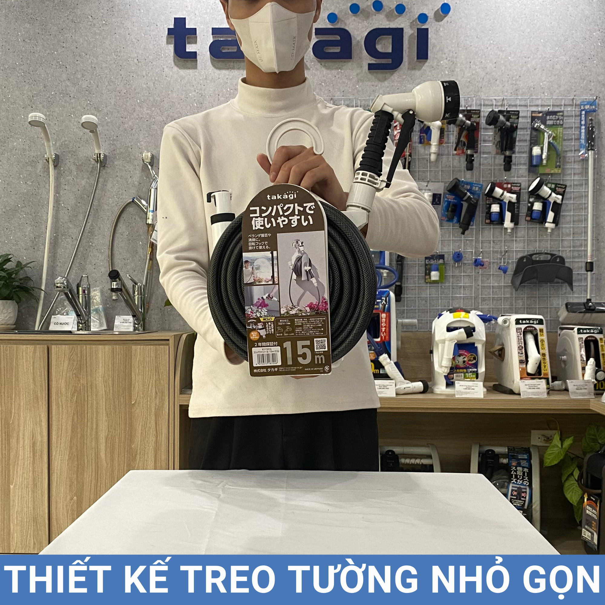 Bộ cuộn vòi tưới cây treo tường 15m Takagi R115CG