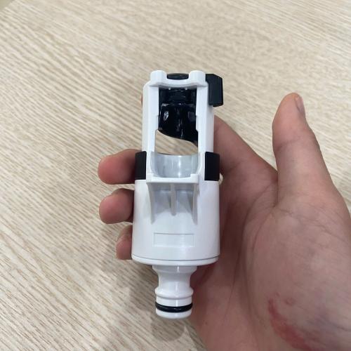 Bộ chuyển đổi đầu vòi Takagi G5043WT - Giải pháp kết nối thông minh Bền bỉ