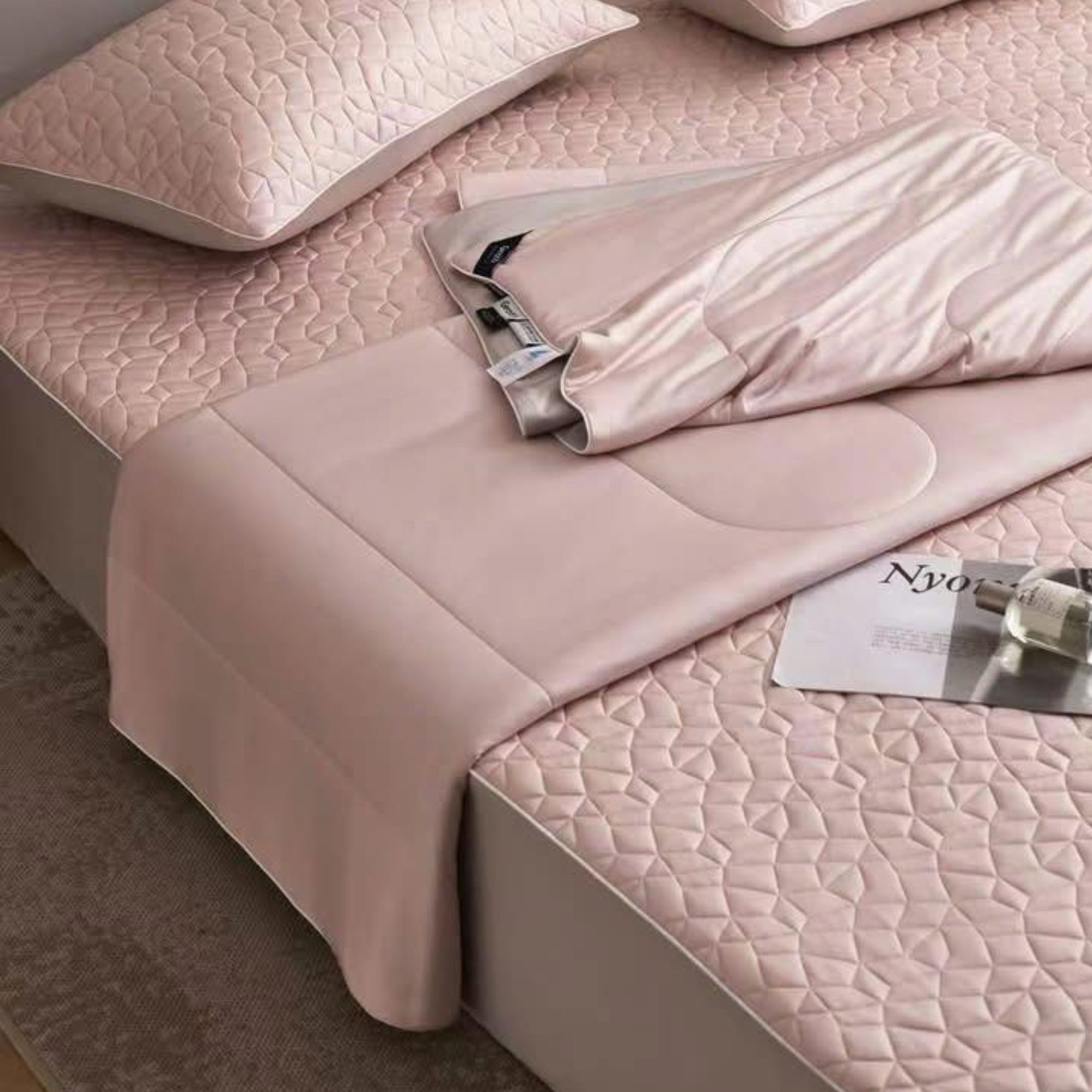 Chăn Băng Lạnh Markcross 2025 - Nâng Tầm Không Gian Nghỉ Dưỡng Thượng Lưu