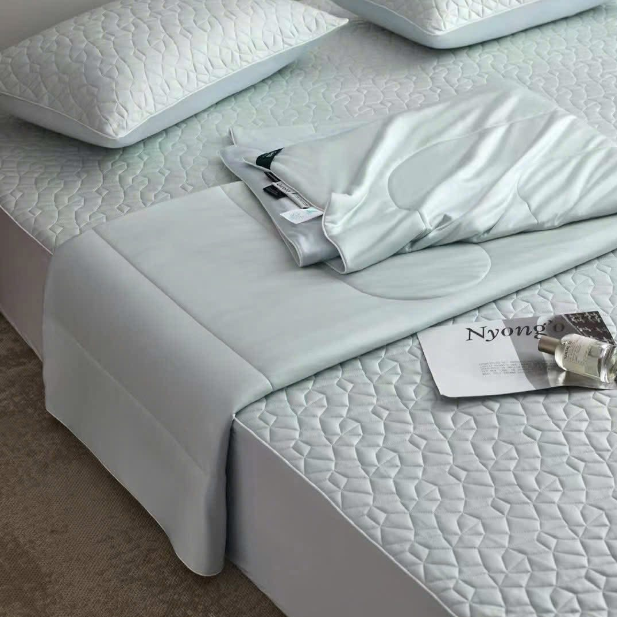 Chăn Băng Lạnh Markcross 2025 - Nâng Tầm Không Gian Nghỉ Dưỡng Thượng Lưu