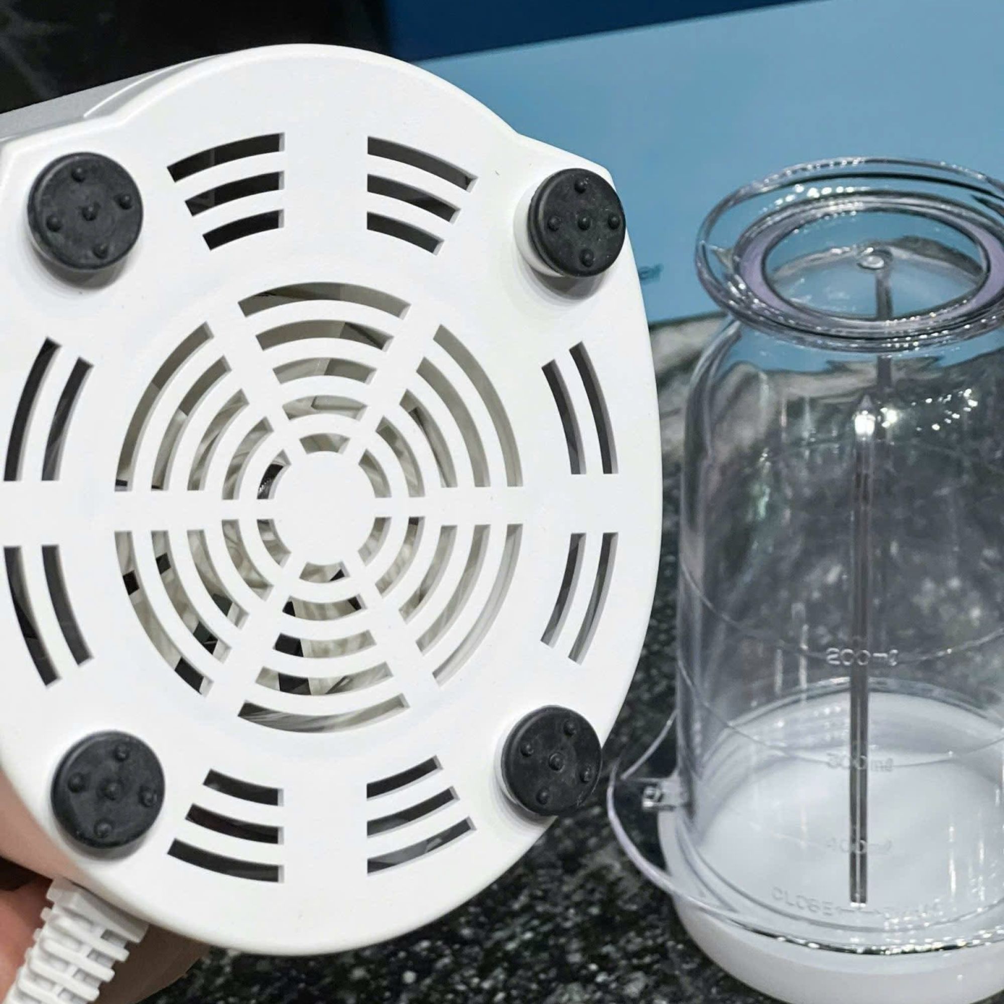 Máy Xay Sinh Tố Corelle SEKA - Mảnh Ghép Hoàn Hảo Cho Không Gian Bếp Sang Trọng