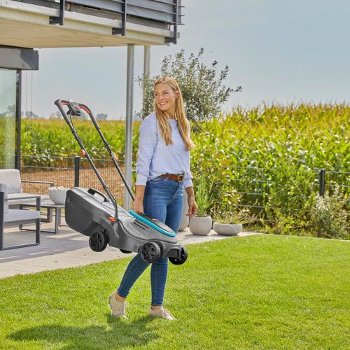 Máy Cắt Cỏ Chạy Điện Gardena PowerMax 32 1200 G2 (14633-20) - Giải Pháp Chăm Sóc Bãi Cỏ Hoàn Hảo