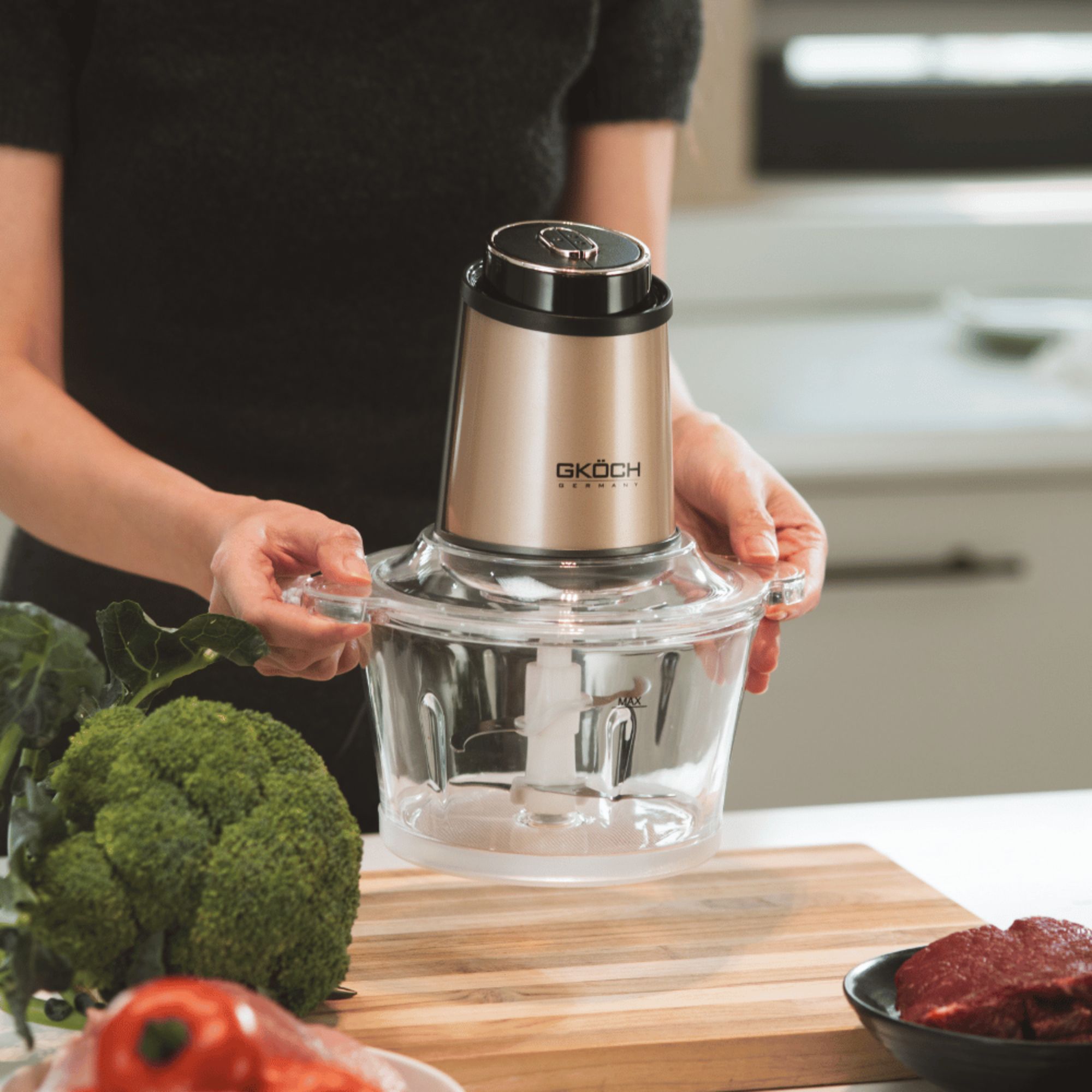 Máy Xay Thịt Gold GKÖCH 500W - Giải Pháp Chế Biến Thực Phẩm Toàn Diện