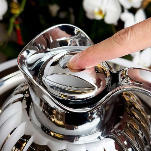 Bình Giữ Nhiệt Keller 1 2L - Tuyệt Tác Phụ Kiện Nâng Tầm Phong Cách Sống