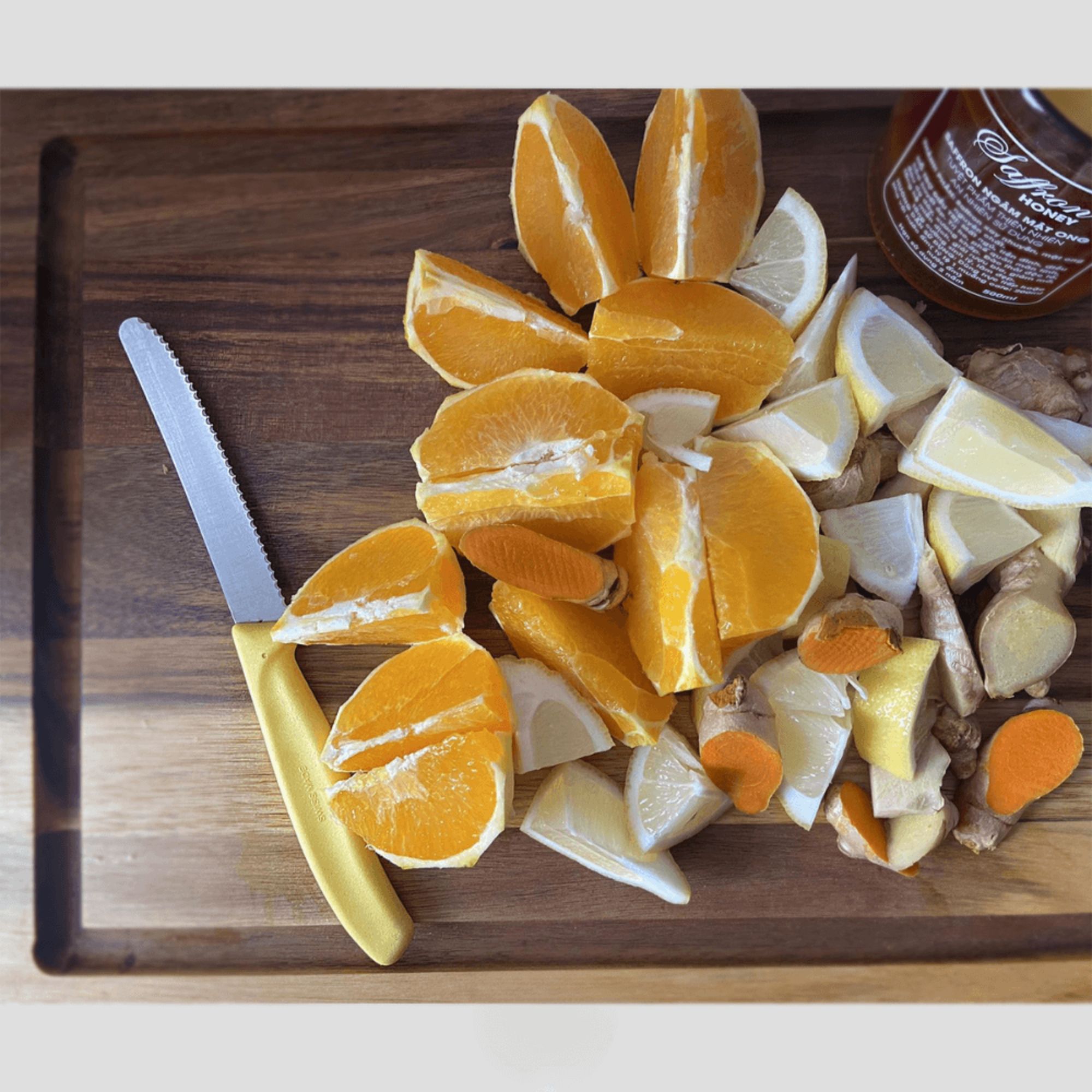 Dao Răng Cưa Victorinox Thụy Sĩ 10cm - Trợ Thủ Đắc Lực Không Cần Mài