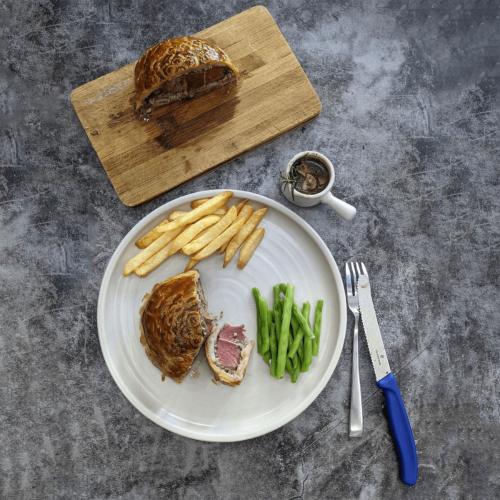 Dao Răng Cưa Victorinox Thụy Sĩ 10cm - Trợ Thủ Đắc Lực Không Cần Mài