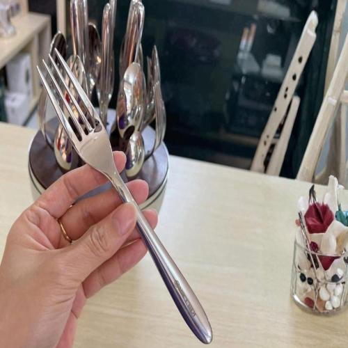 Set Dao Dĩa 24 Món Keller Mã DD105 - Cấu Trúc Inox Nguyên Khối Và Thiết Kế Công Thái Học