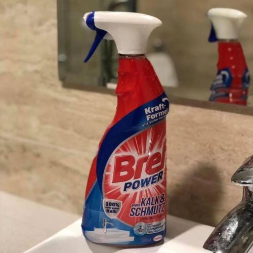 Xịt Vệ Sinh Bref Power 750ml - Đánh Bay Cặn Canxi Và Bụi Bẩn