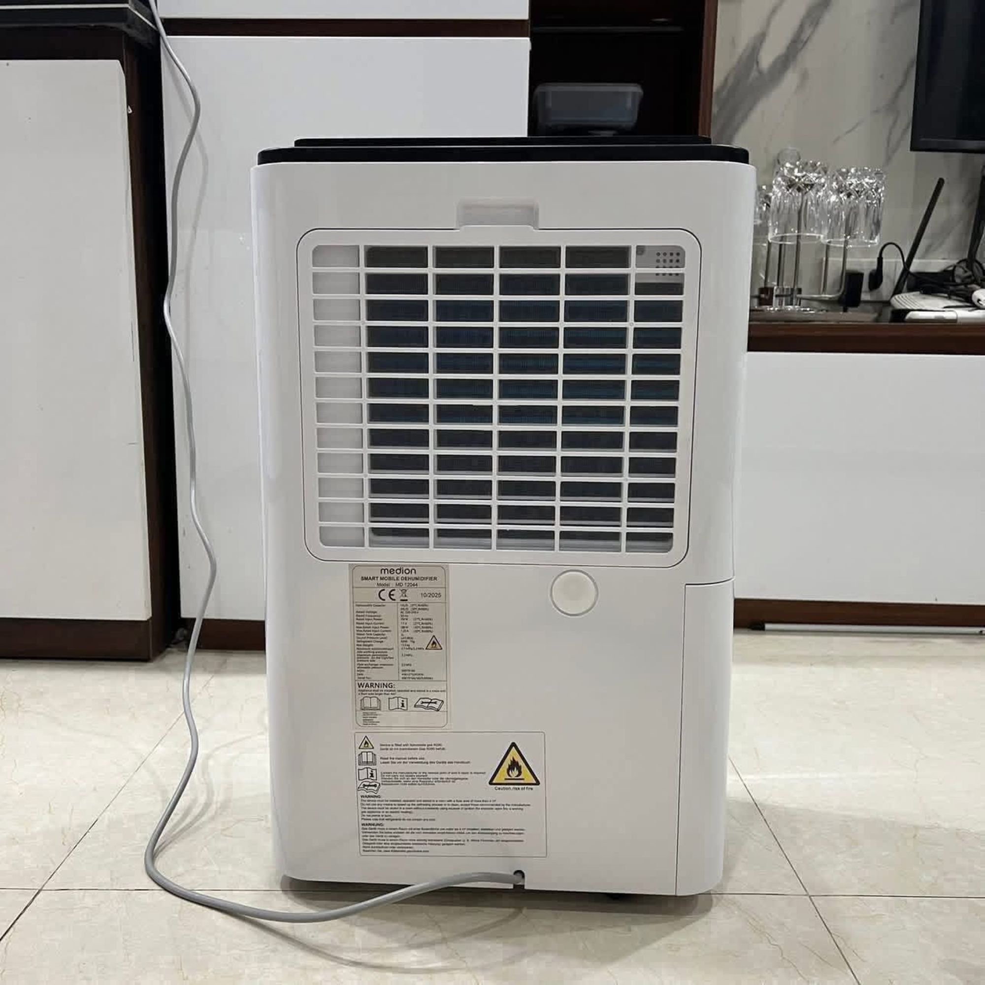 Máy Hút Ẩm Medion MD12044 24L - Giải Pháp Kiểm Soát Độ Ẩm Toàn Diện