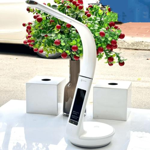 Đèn Học Chống Cận OttLite U8Q - Mảnh Ghép Hoàn Hảo Cho Không Gian Làm Việc Hiện Đại