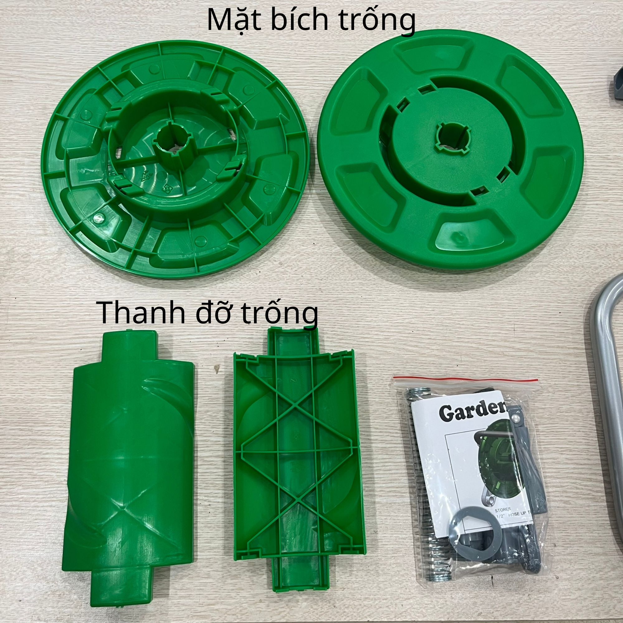 Rulo Cuộn Ống Nước AquaMate HR-415 - Điểm Nhấn Tinh Tế Cho Khu Vườn Hiện Đại